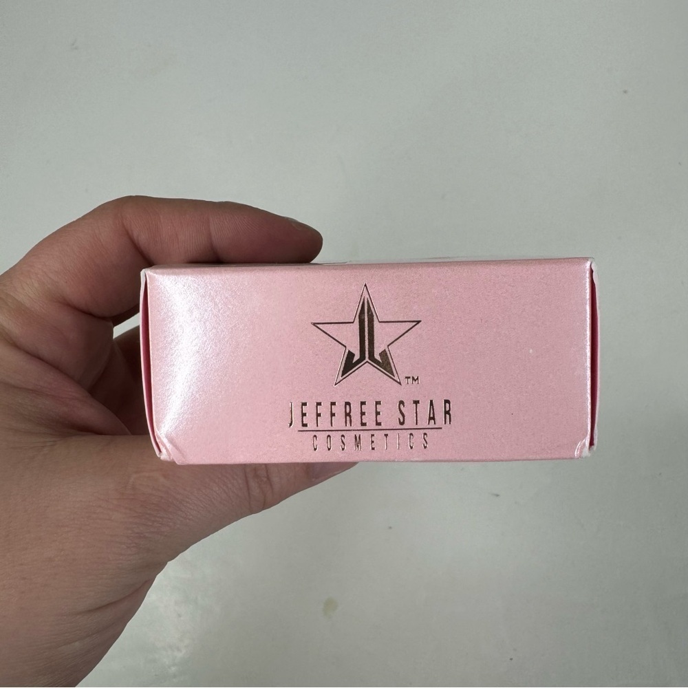 Jeffree Star Translucent‎ Setting Powder - Picture 4 of 6